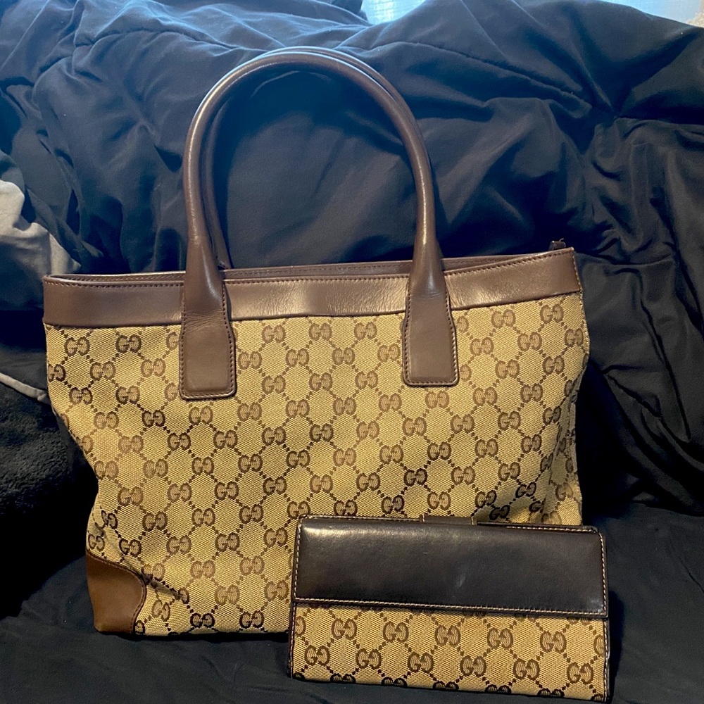 OFFERS WELCOME!! 🤎Gucci Handbag and Wallet🤎